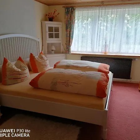 Am Fusse Der Bergbahn